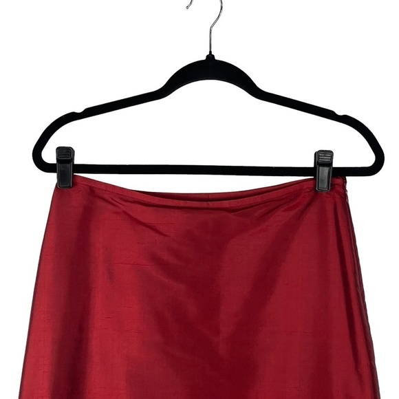 BROOKS BROTHERS RED 100% SILK KNEE LENGTH HOLIDAY SKIRT - Picture 4 of 11